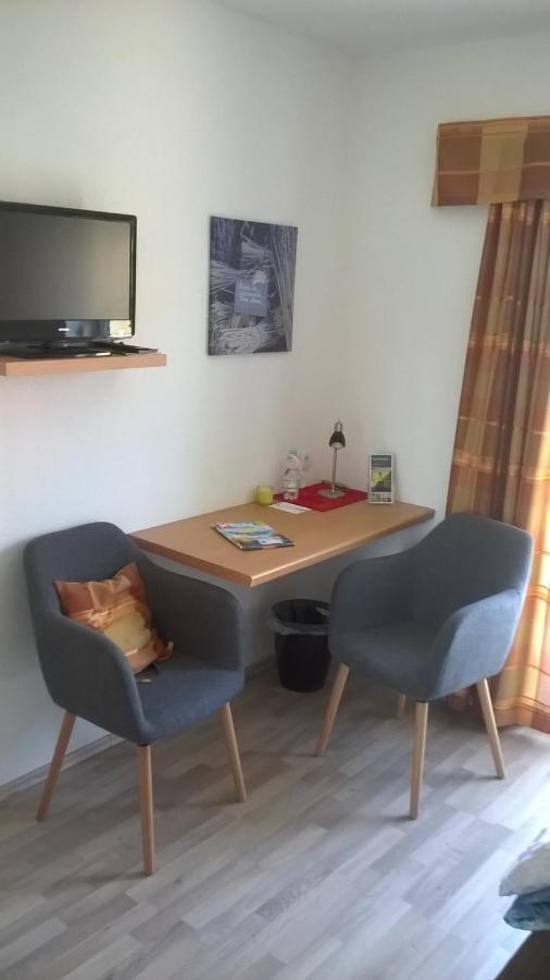 Pension Elisabeth Am Elberadweg Prodel Exterior foto